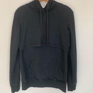 Latched Mama Medium Black hoodie